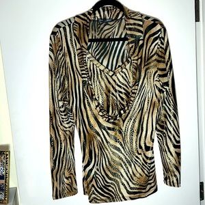 Vintage Beautiful Mesmerize Animal Print Top